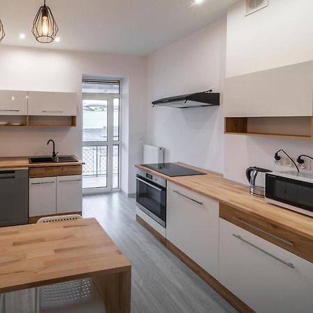 Around The World Vision Apartment - Centrum Opole Exterior foto