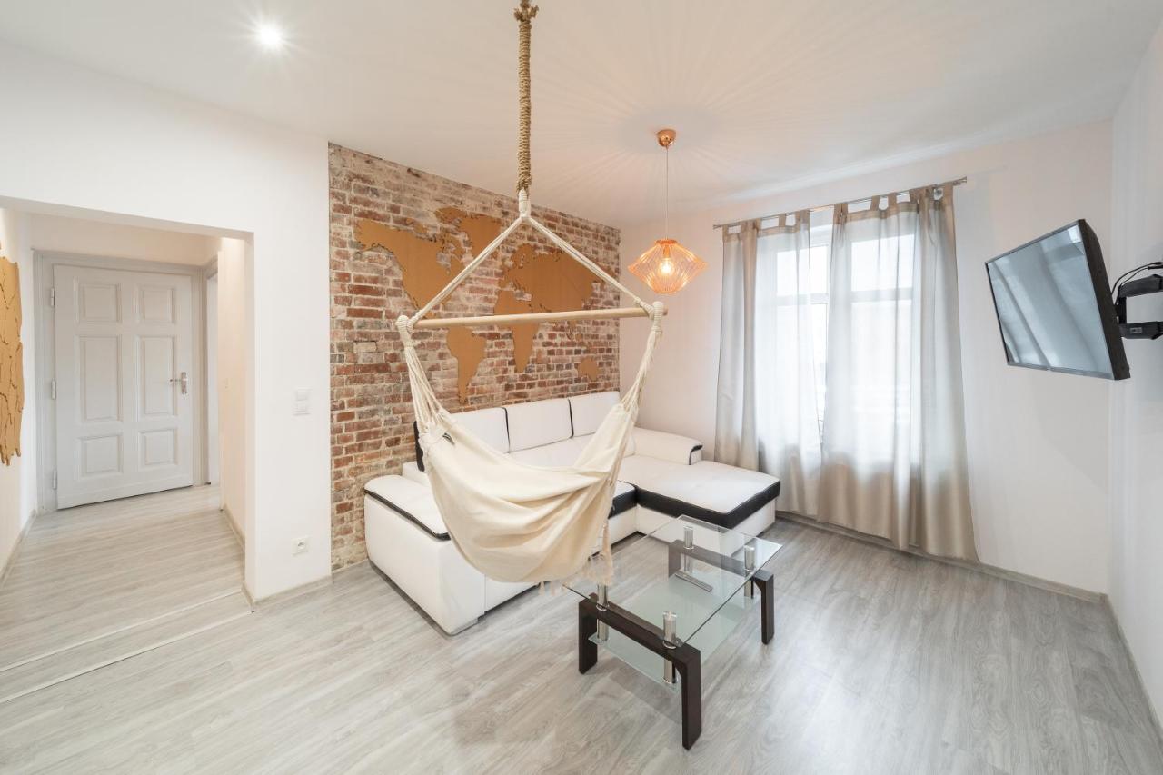 Around The World Vision Apartment - Centrum Opole Exterior foto