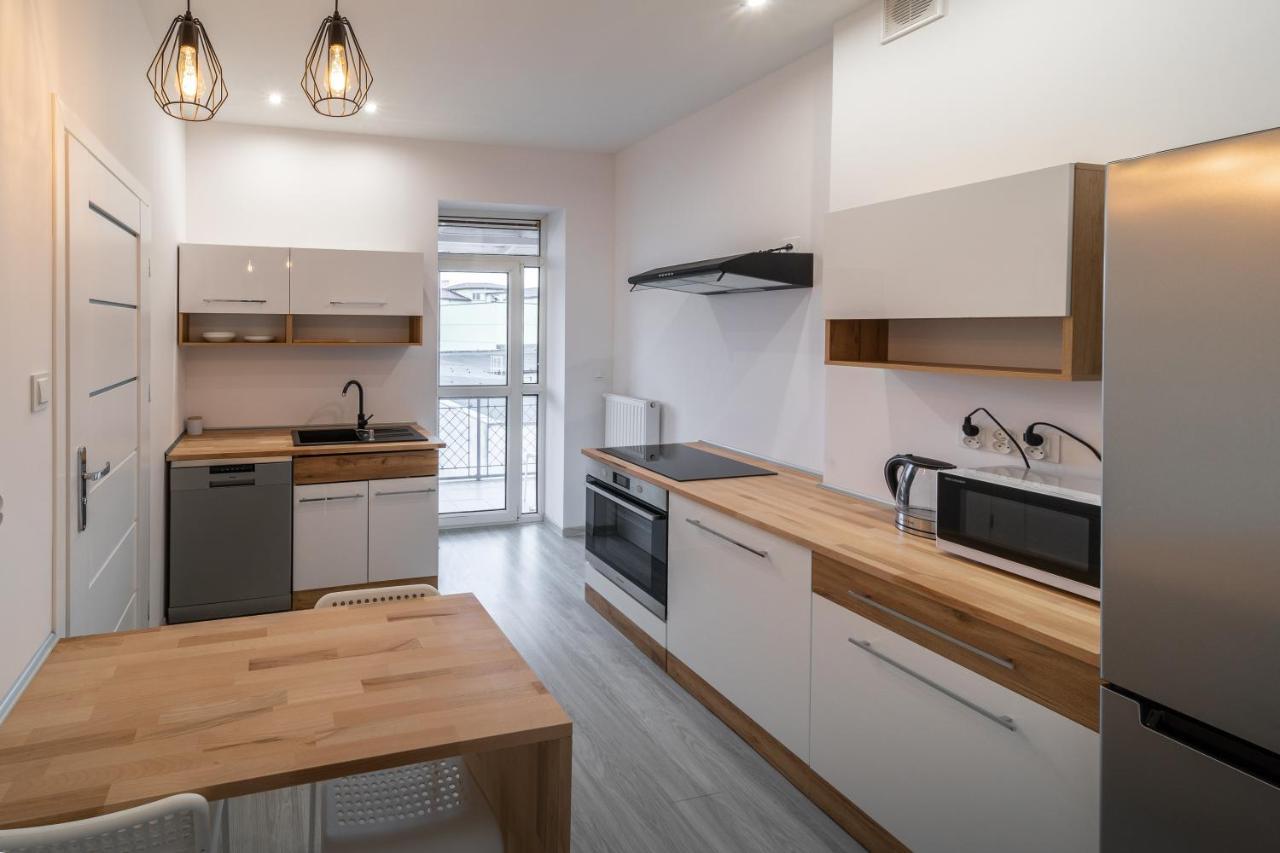 Around The World Vision Apartment - Centrum Opole Exterior foto